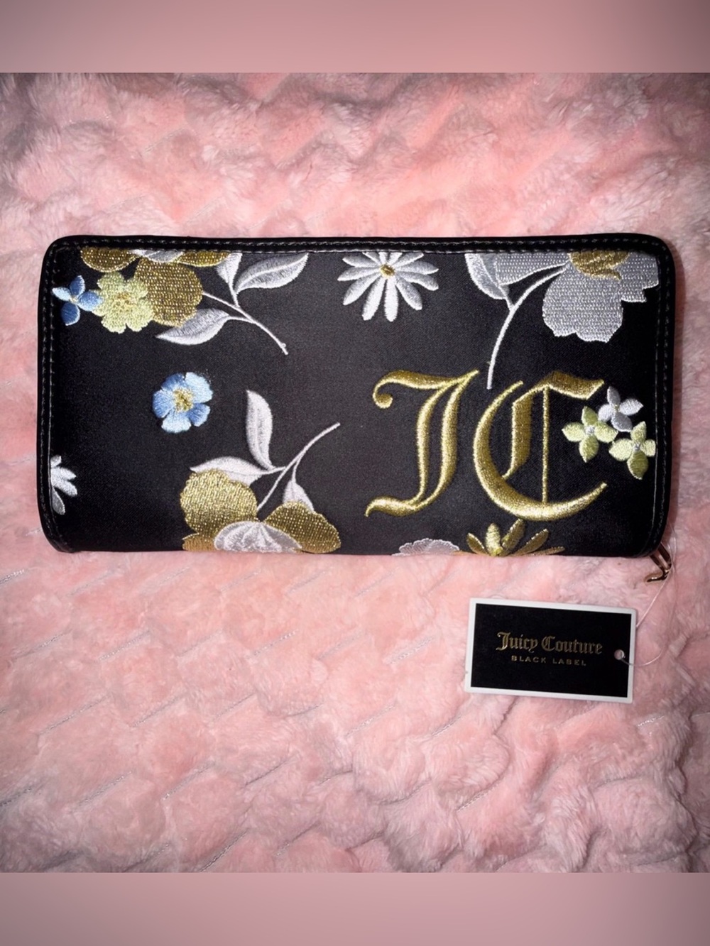 Juicy Couture Vintage Floral Embroidered Zip Wallet - NWT! + Original Dust Bag!!